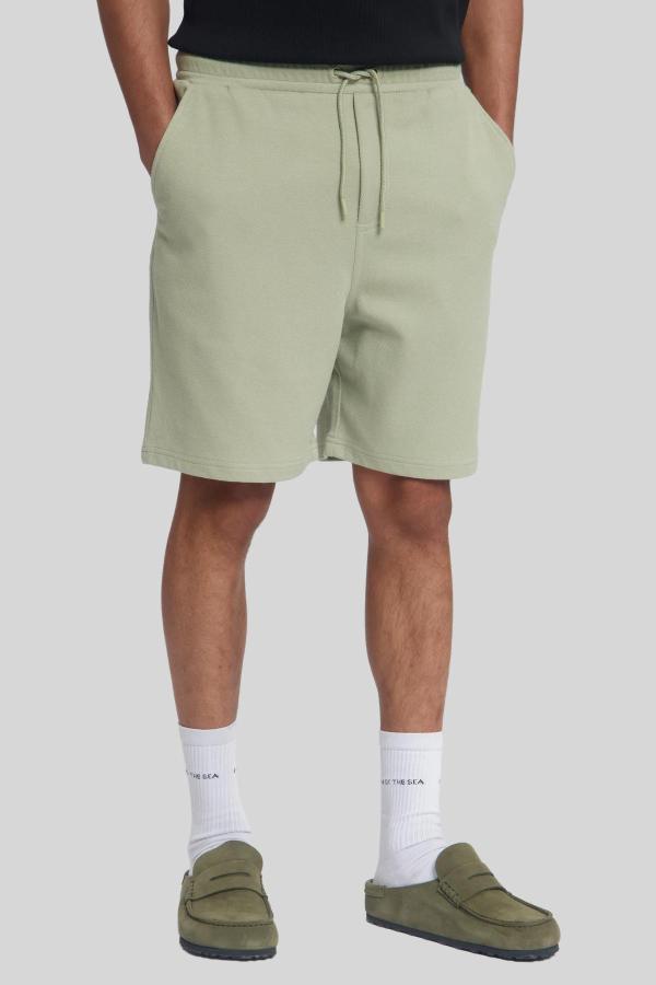 Shorts Law of the Sea Groen